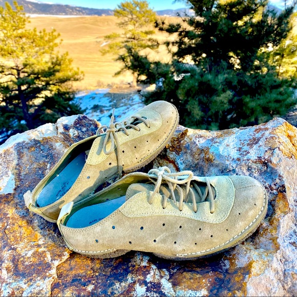 MERRELL | Comfort Air Cushion Performance Easy On/Off Slip-On* Sz 7 (to 7.5) - Picture 2 of 5